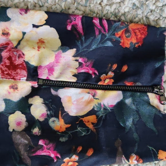 Mango floral black pants size 14 - Picture 3 of 4